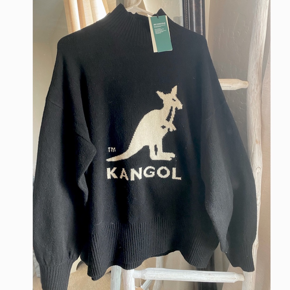 Oversized turtle neck